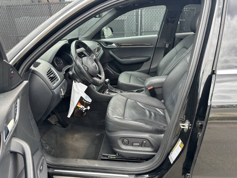 2015 Audi Q3 2.0T quattro Prestige