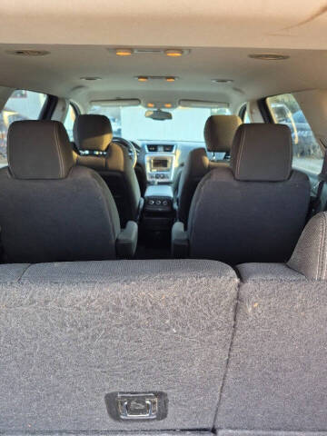 2015 GMC Acadia SLE-2