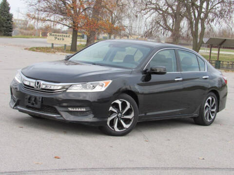 2017 Honda Accord for sale at Highland Luxury in Highland IN