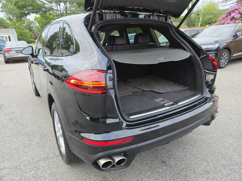 2016 Porsche Cayenne S