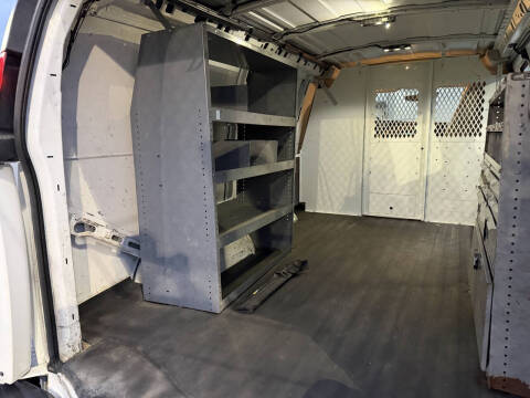 2016 Chevrolet Express 2500