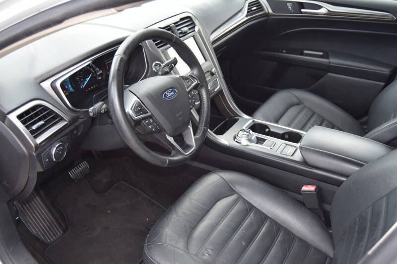 2018 Ford Fusion Hybrid SE