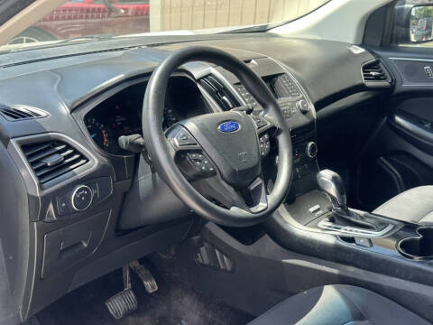 2017 Ford Edge SE