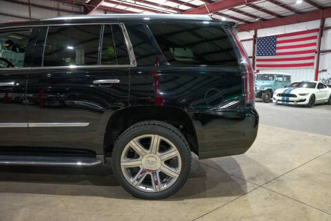 2017 Cadillac Escalade Luxury