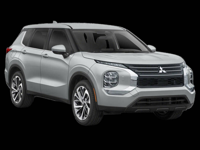 2022 Mitsubishi Outlander ES