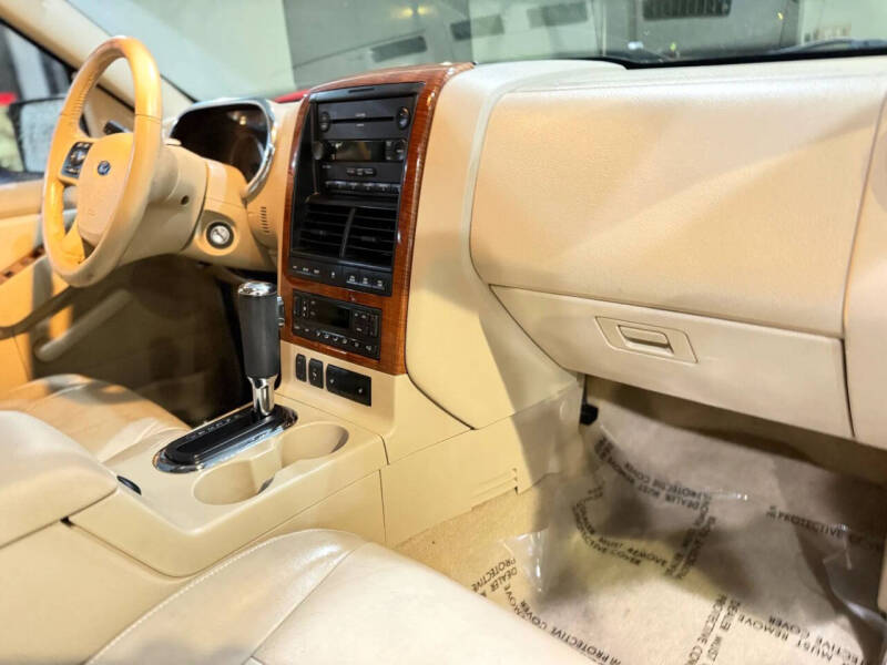 2006 Ford Explorer Eddie Bauer