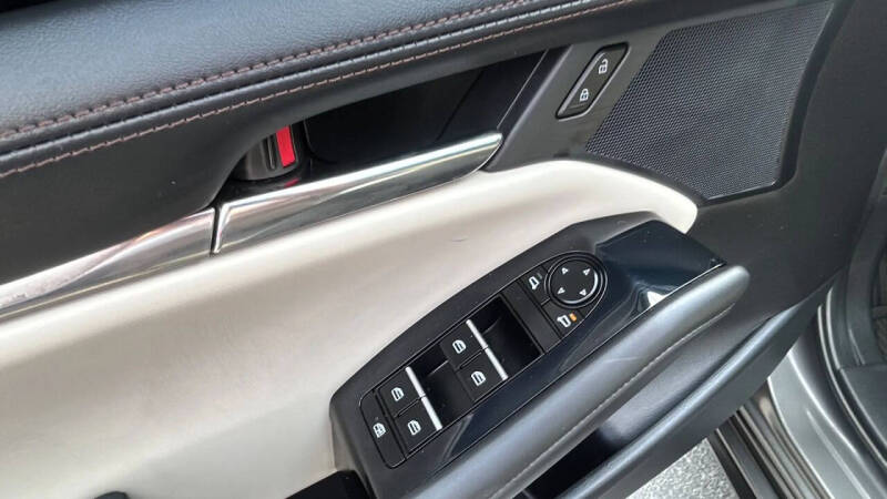 2023 Mazda Mazda3 Hatchback 2.5 S Preferred