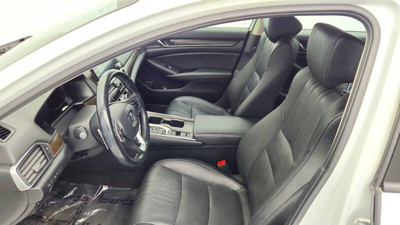 2019 Honda Accord Hybrid Touring