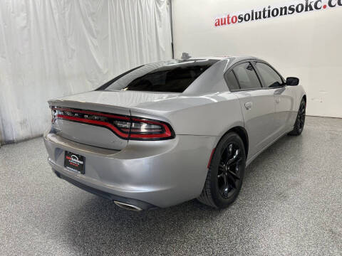 2017 Dodge Charger SXT
