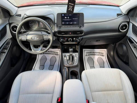 2022 Hyundai Kona SEL