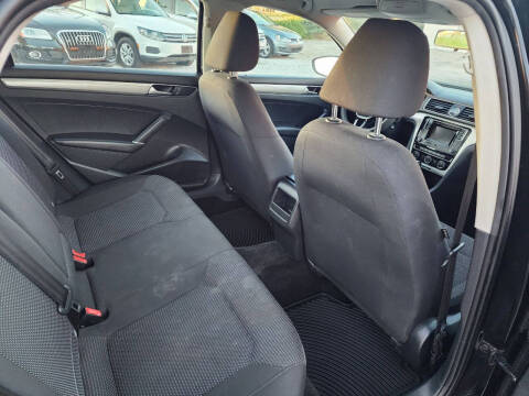 2016 Volkswagen Passat 1.8T S