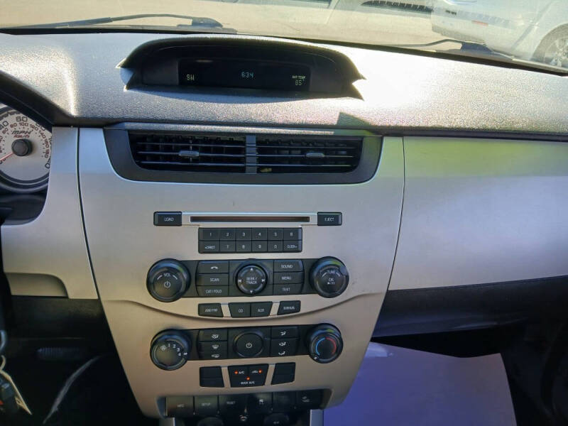 2010 Ford Focus SES