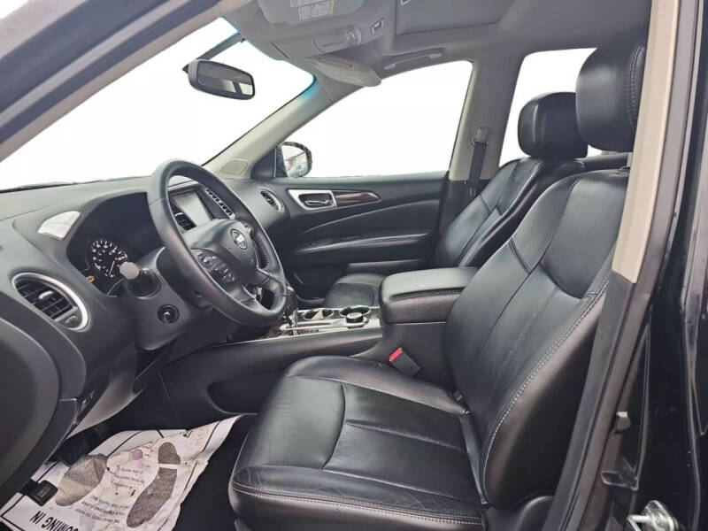 2013 Nissan Pathfinder Platinum