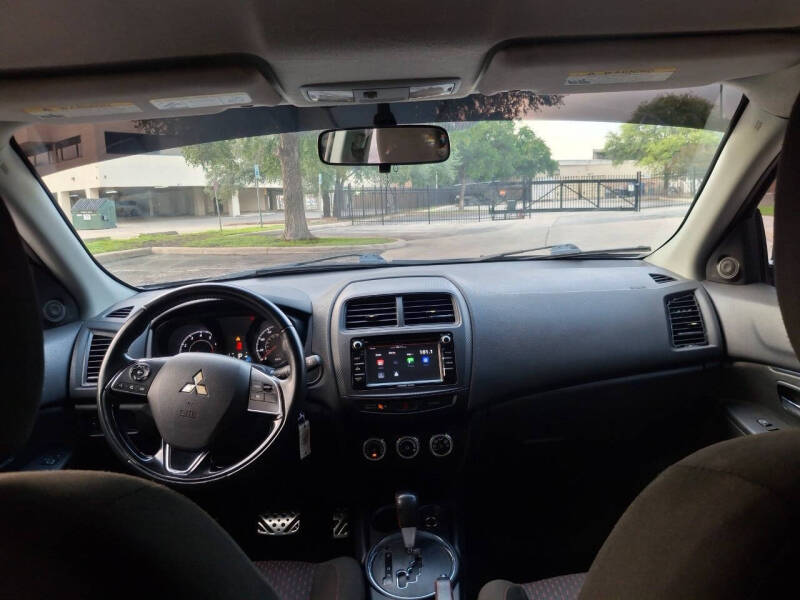2017 Mitsubishi Outlander Sport ES