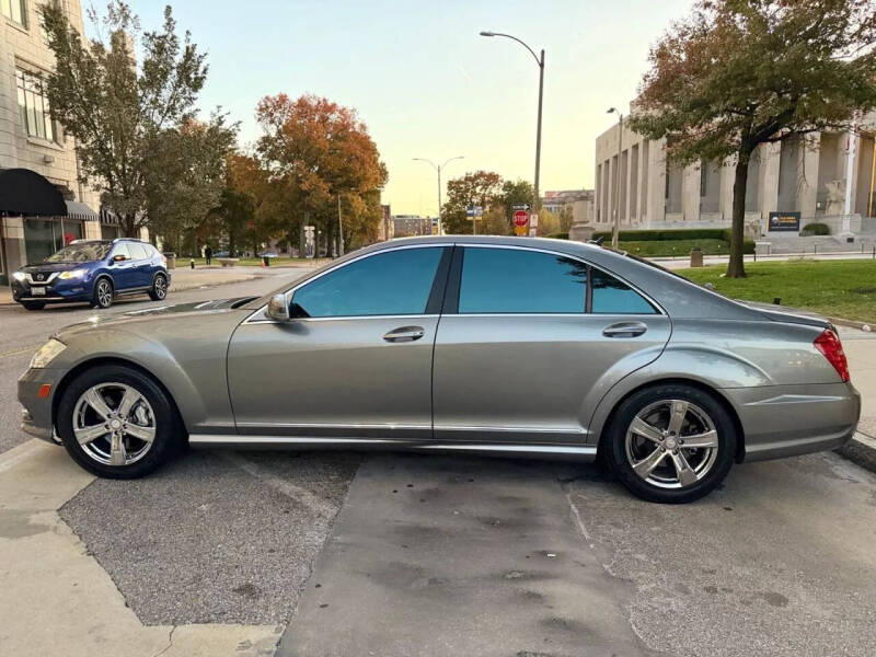2010 Mercedes-Benz S-Class S 550
