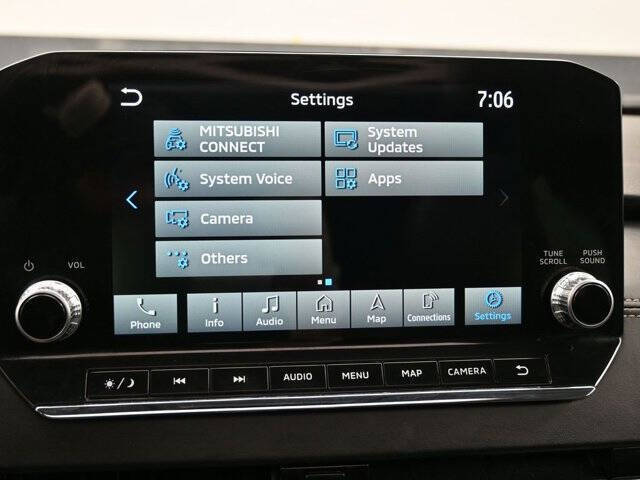 2023 Mitsubishi Outlander PHEV SE