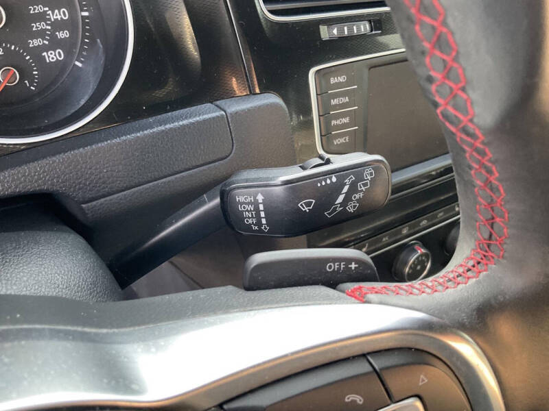 2017 Volkswagen Golf GTI Autobahn