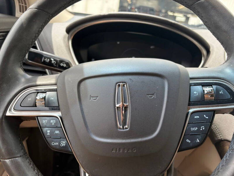 2020 Lincoln Nautilus Reserve