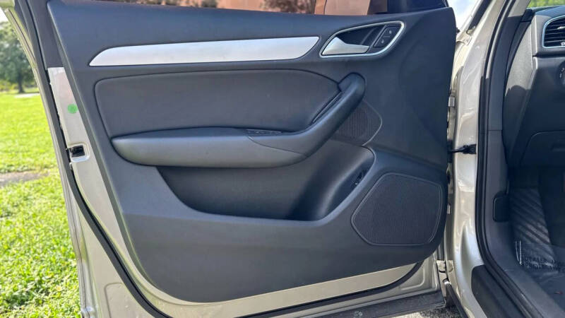 2017 Audi Q3 2.0T Premium