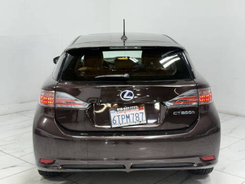 2011 Lexus CT 200h Premium