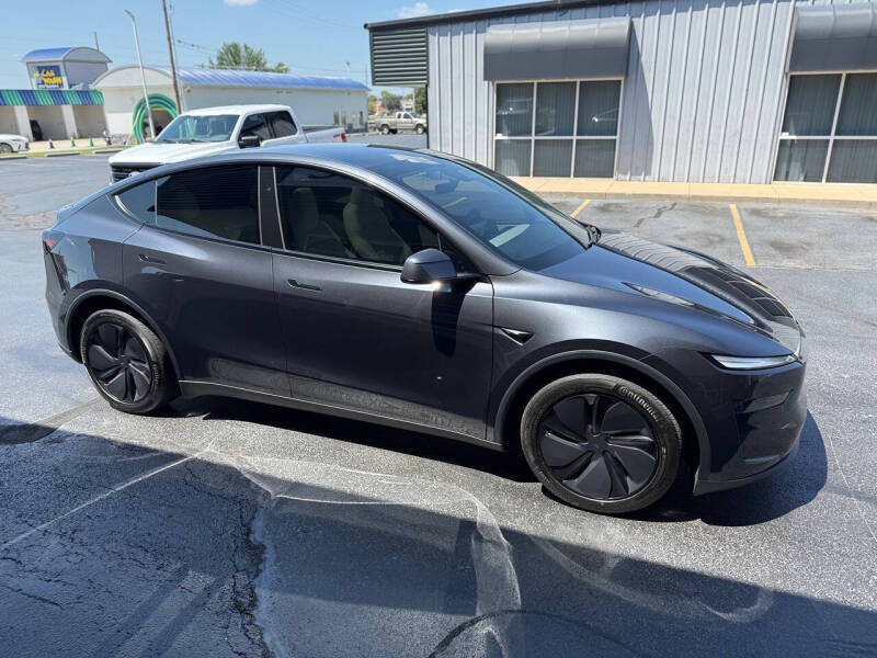 2026 Tesla Model Y Premium