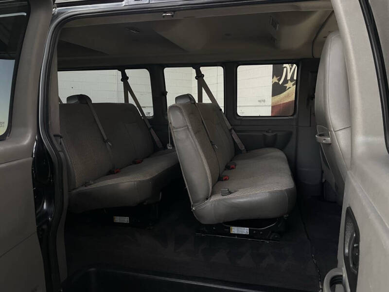 2019 Chevrolet Express LS 3500