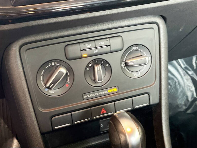 2018 Volkswagen Beetle 2.0T S