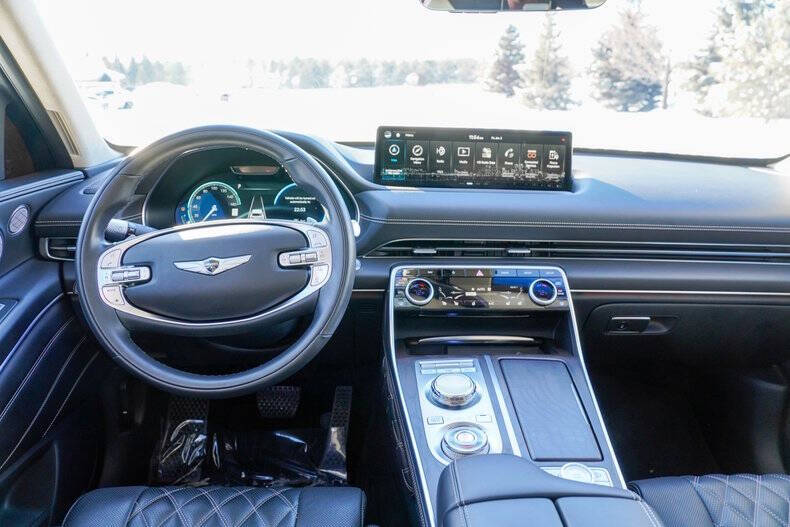 2023 Genesis GV80