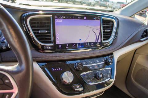 2021 Chrysler Pacifica Touring L