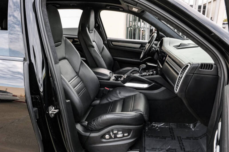 2019 Porsche Cayenne Turbo