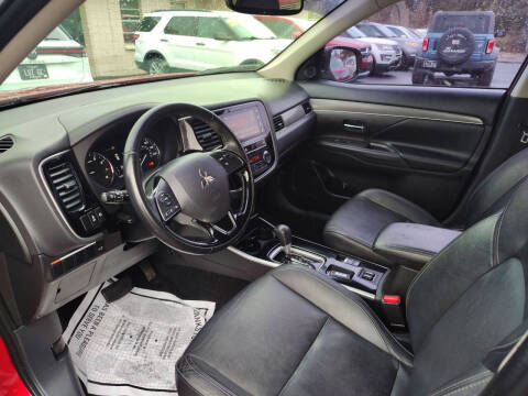 2019 Mitsubishi Outlander SE