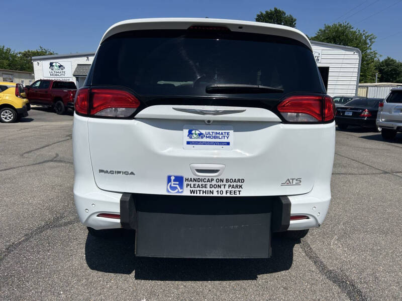 2018 Chrysler Pacifica L