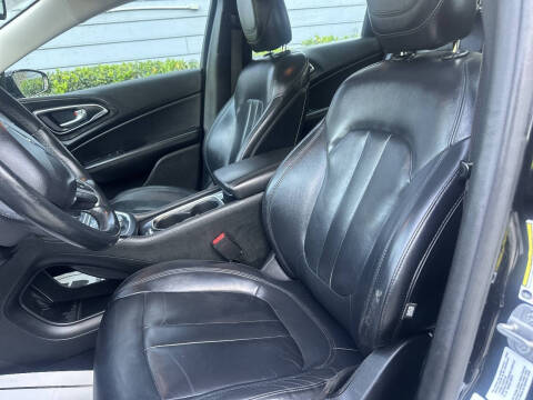 2015 Chrysler 200 C