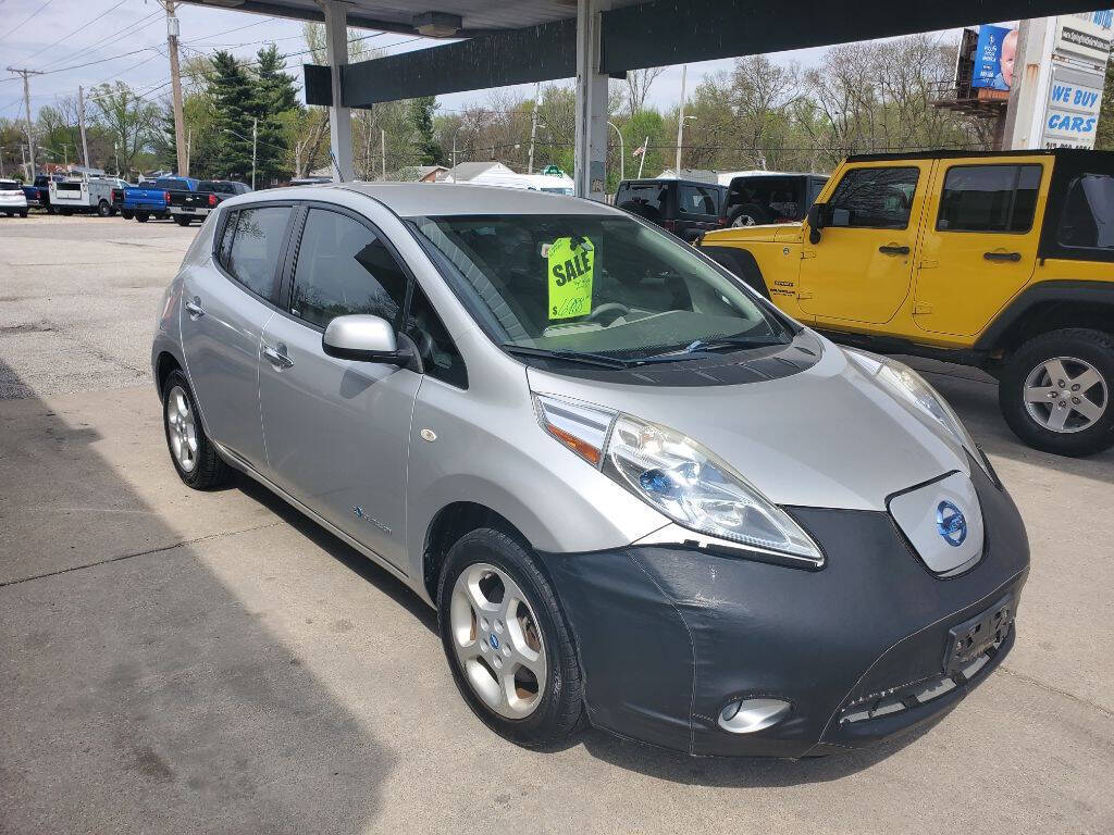 Silver 2011 Nissan LEAF SV SV 4dr Hatchback 1