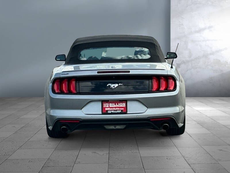 2021 Ford Mustang EcoBoost Premium