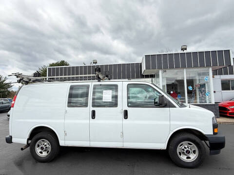 2018 GMC Savana 2500