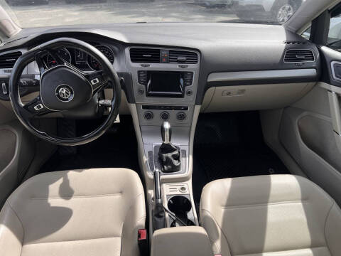 2015 Volkswagen Golf TDI SEL