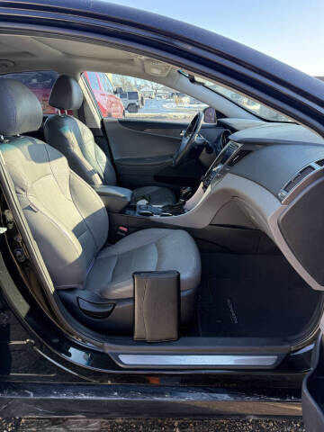 2011 Hyundai Sonata Hybrid Premium