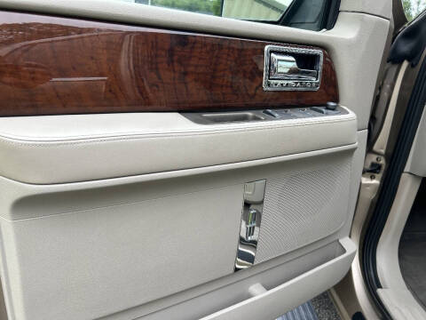 2014 Lincoln Navigator