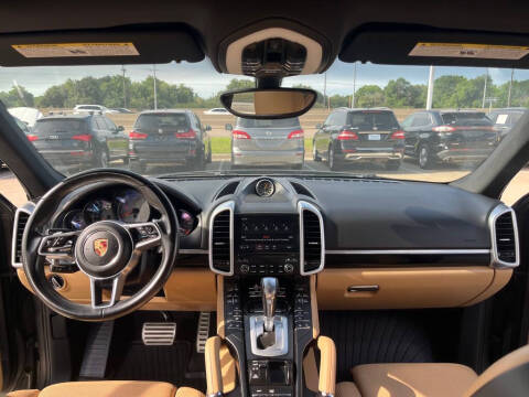 2017 Porsche Cayenne S