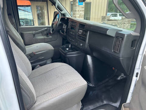 2019 Chevrolet Express 2500
