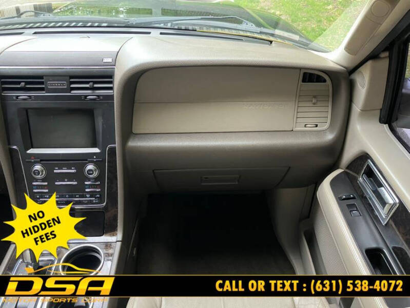 2016 Lincoln Navigator Select