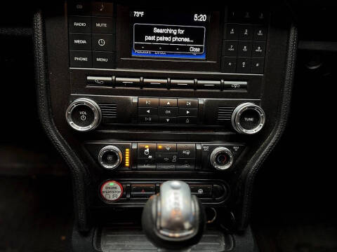 2017 Ford Mustang V6