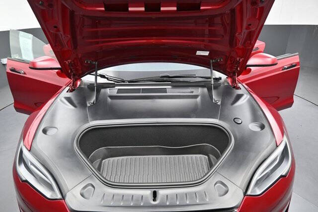 2023 Tesla Model S Plaid