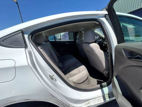 2017 Chevrolet Cruze LS Auto