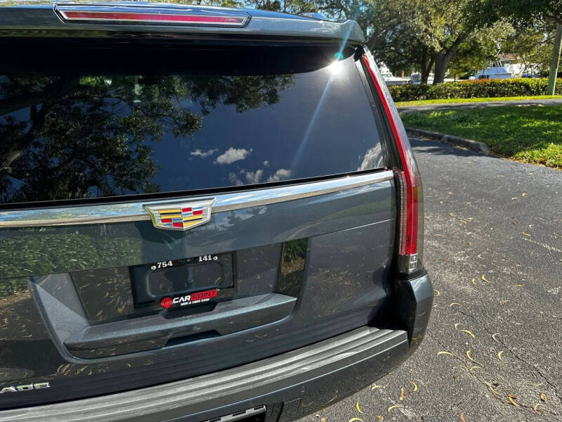 2020 Cadillac Escalade ESV Luxury