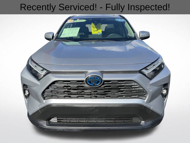2022 Toyota RAV4 Hybrid XLE Premium