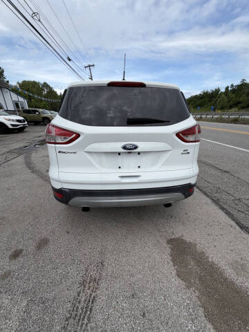 2015 Ford Escape SE