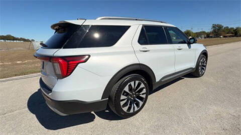 2025 Ford Explorer Platinum
