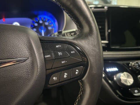 2021 Chrysler Pacifica Touring L